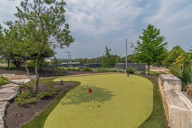 Building Photo - 112 Diving Crst Cv