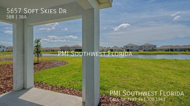 Building Photo - 5657 Soft Skies Dr