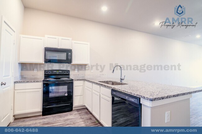 Building Photo - 2118 Langford Ave