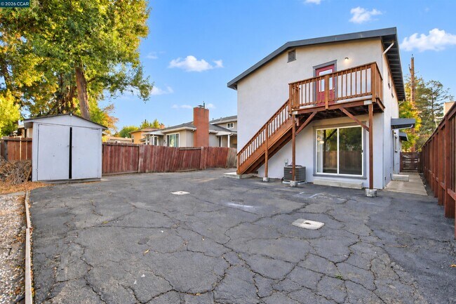 Building Photo - 3121 Alhambra Ave