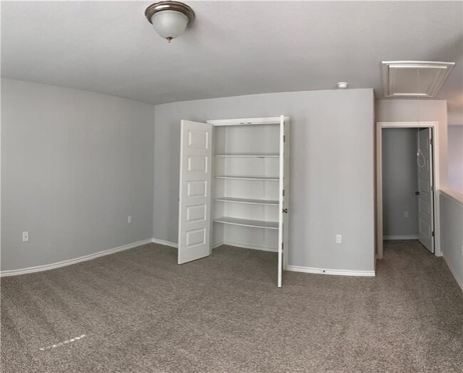 Building Photo - 1317 Ambler Dr