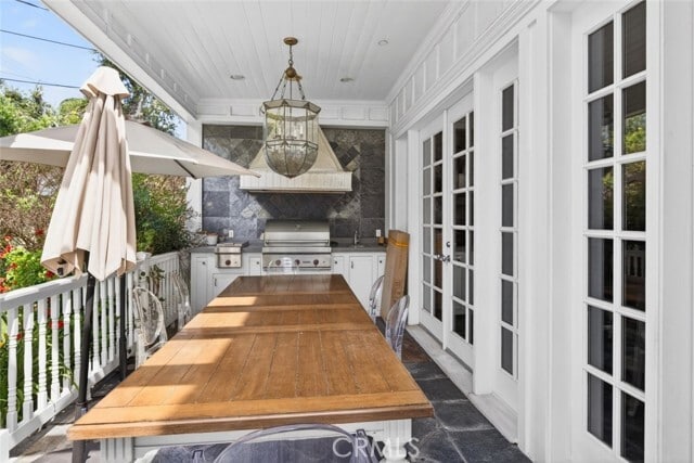 Building Photo - 4533 Farmdale Ave