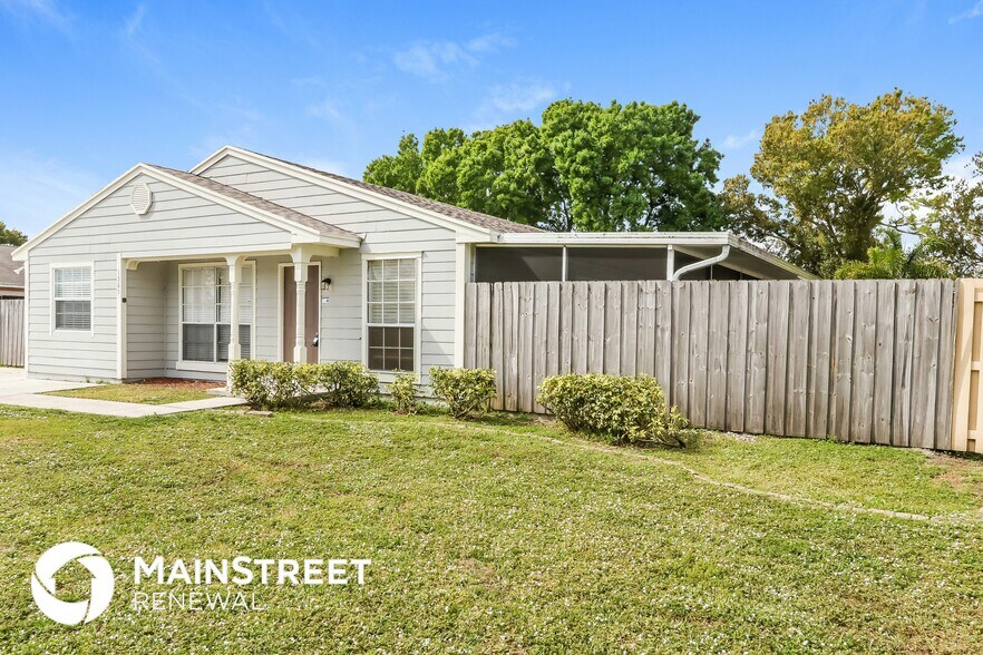 Building Photo - 1365 Savoyard Way