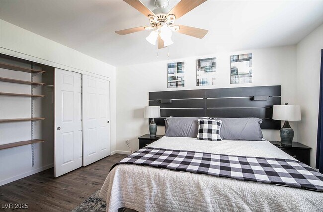 Building Photo - 101 Luna Way