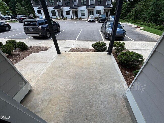 Building Photo - 5710 Parker Pnes Ct