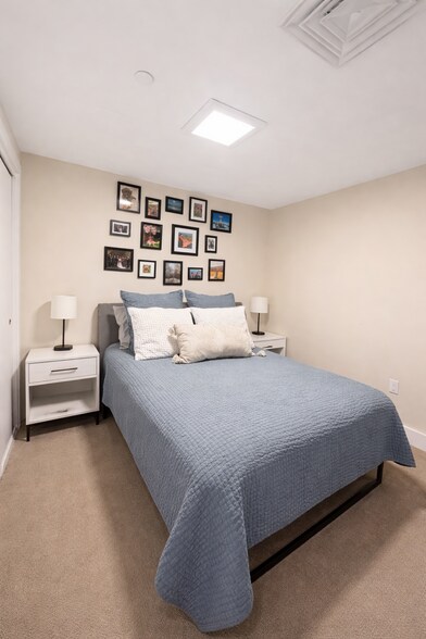 Building Photo - 121 Portland St