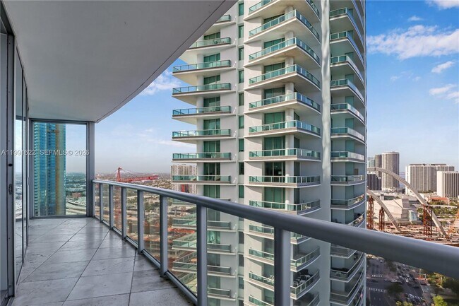 Building Photo - 888 Biscayne Blvd