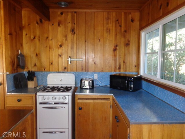 Building Photo - 210 Wylerhorn Dr