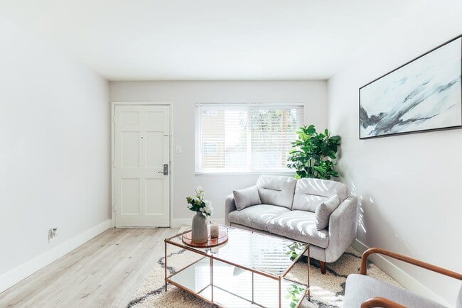 Floorplan - Niles Station