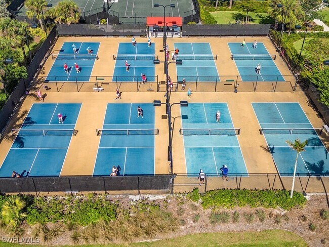 Building Photo - 6544 Dominica Dr