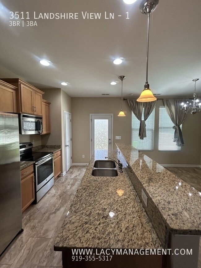 Building Photo - 3511 Landshire View Lane