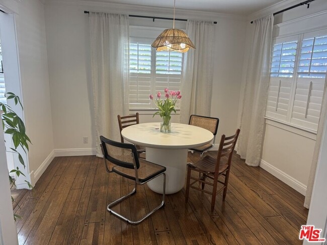 Building Photo - 4900 Ethel Ave