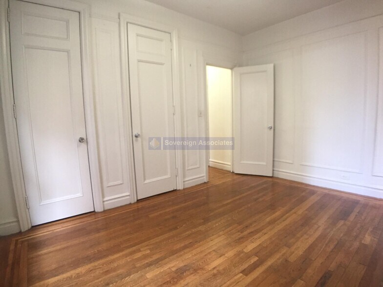 Building Photo - 664 W 163rd St