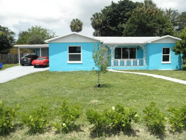 Building Photo - 431 Virginia Dr