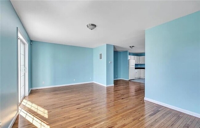 Building Photo - 800 Seaview Ave