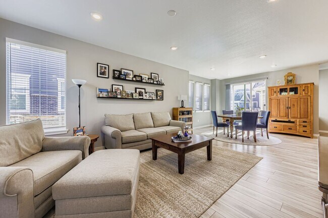 Building Photo - Spacious 2-Bedroom Home with Loft and Garage in Broomfield! Thanksgiving special - 1/2 off first ...