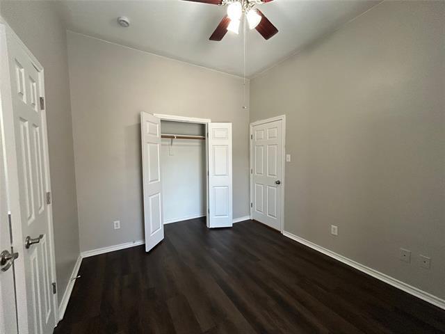 Building Photo - 4215 Glen Garden Dr