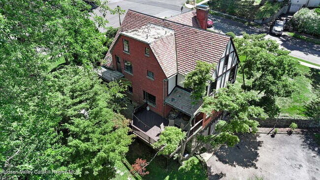 Building Photo - 11 Seaman Rd