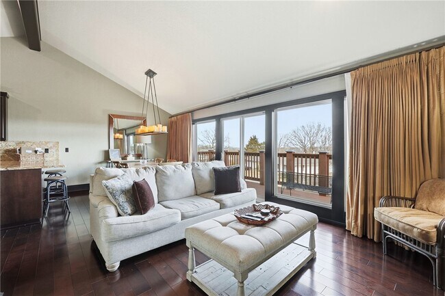 Building Photo - 14805 Dutchmans Dr