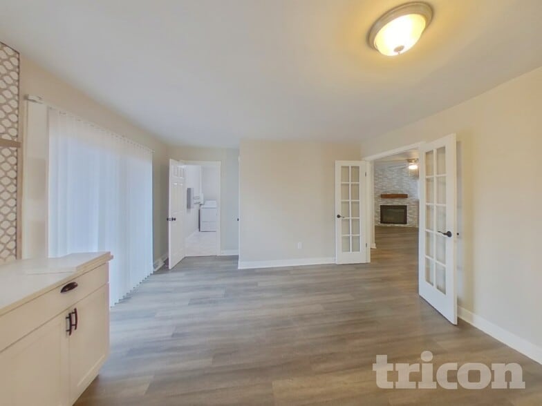 Building Photo - 15202 Highland Ave