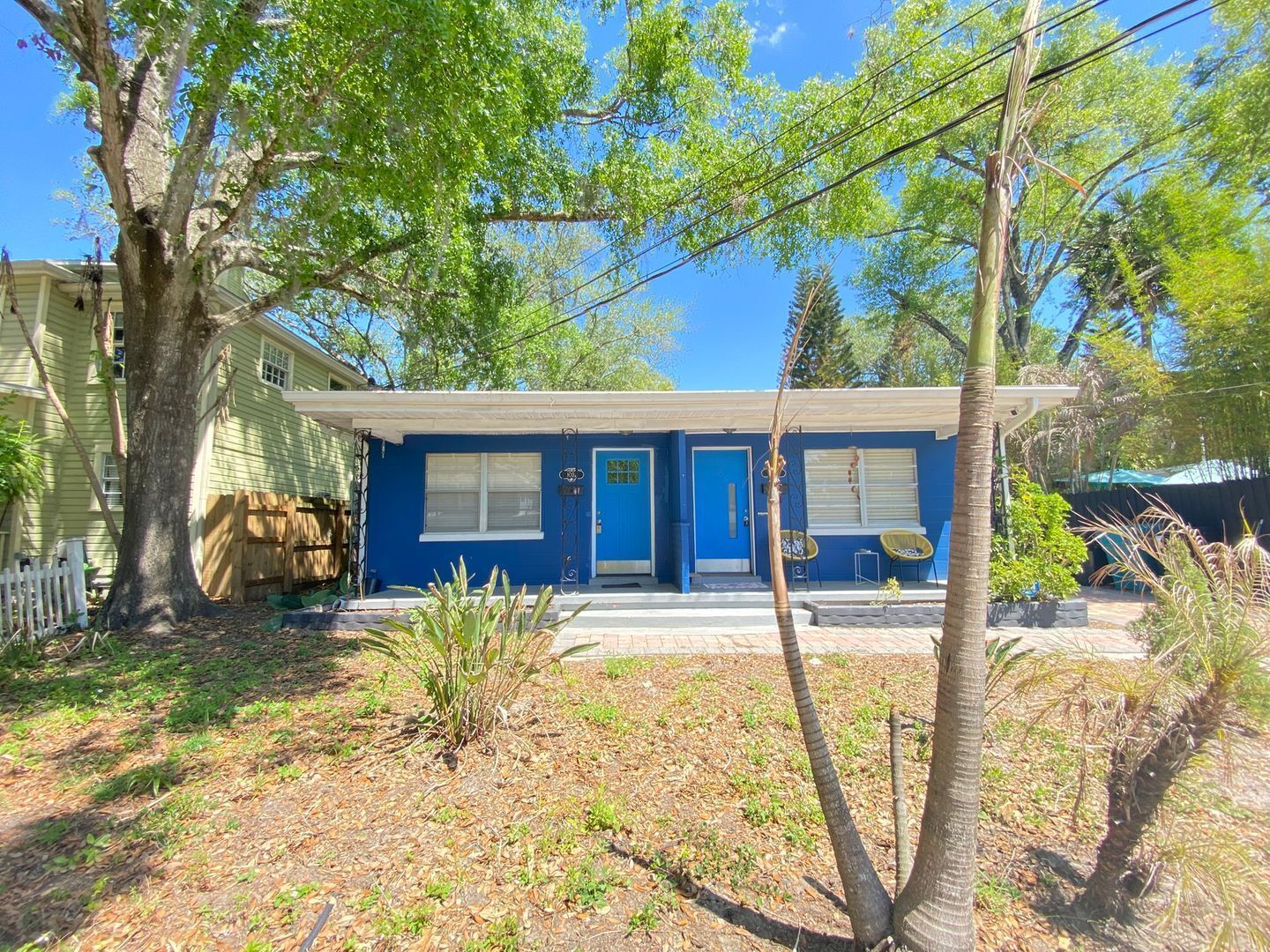 Building Photo - 1001 E Pine St