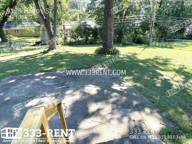 Building Photo - 9129 Hardy St