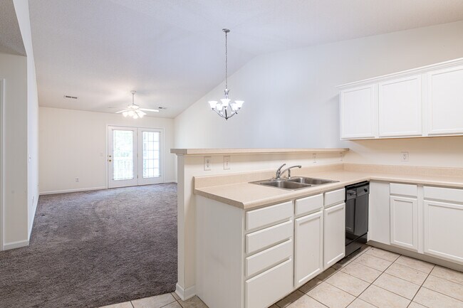 Building Photo - 906 Mercer Dr