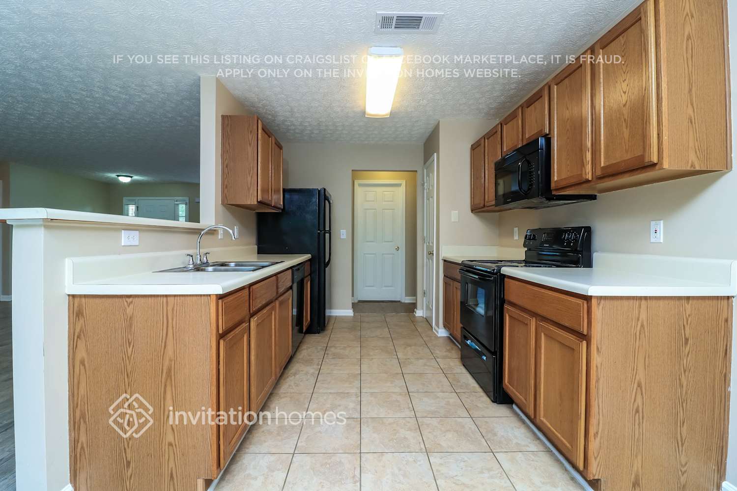 Building Photo - 603 River Knoll Ct