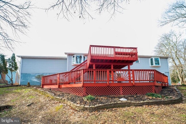 Building Photo - 4504 Franklin Terrace