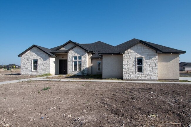 Building Photo - 206 E Persimmon Dr