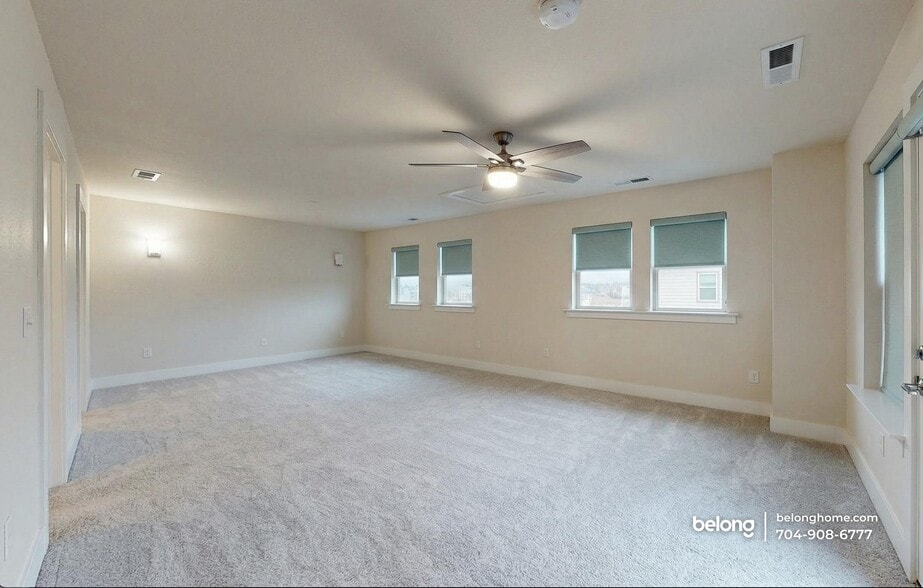 Building Photo - 12033 Brooklyn Ave