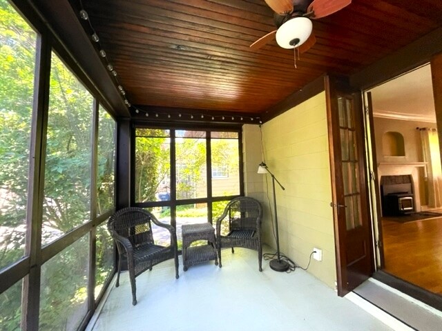 Building Photo - 3403 Dellwood Rd