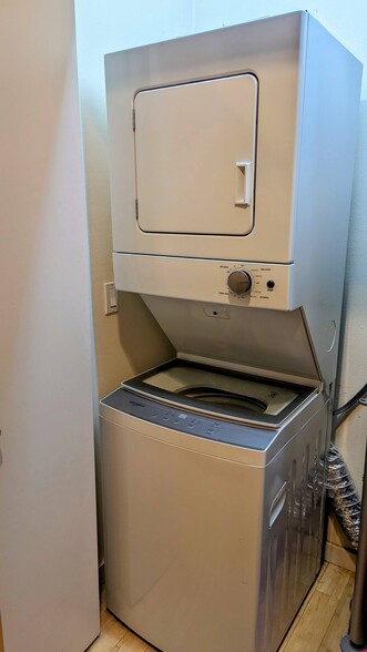 Laundry - 701 Galer St
