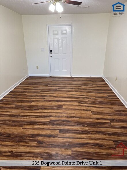 Building Photo - 235 Dogwood Pointe Dr
