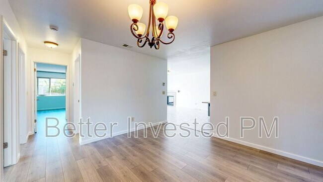 Building Photo - 1417 Gregory Ct