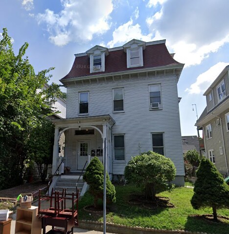 Building Photo - 43 Thurston St