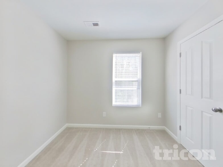 Building Photo - 4911 Magnasco Ln