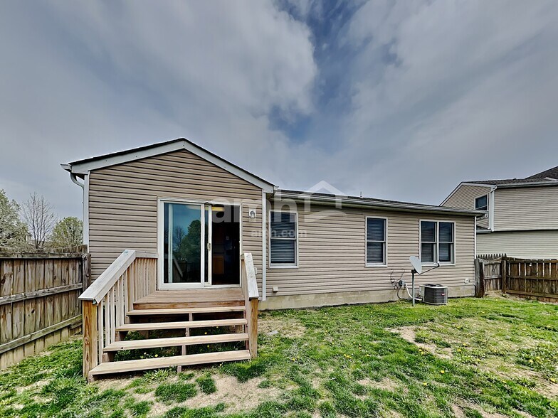 Building Photo - 1833 Kathiwade Dr