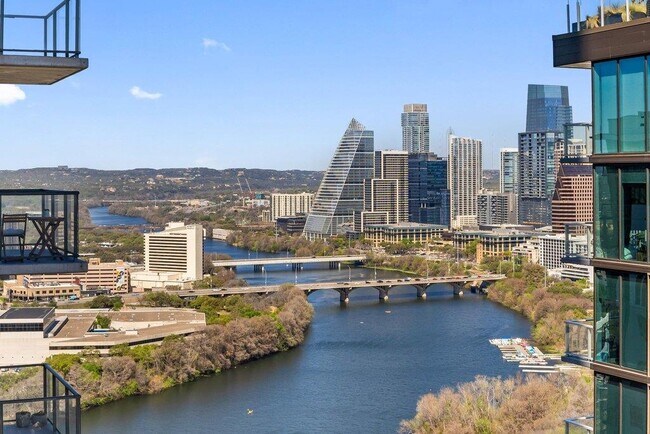 Building Photo - 44 East Ave