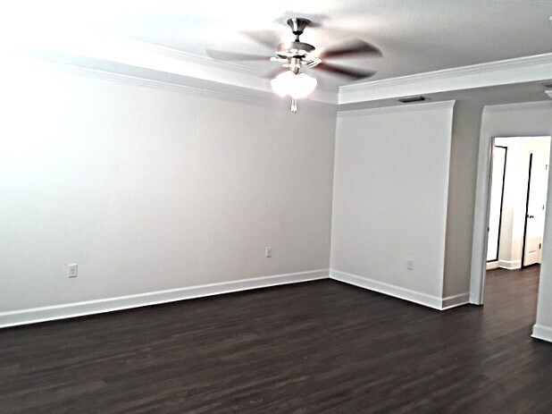 Building Photo - 521 Pine Terrace Dr