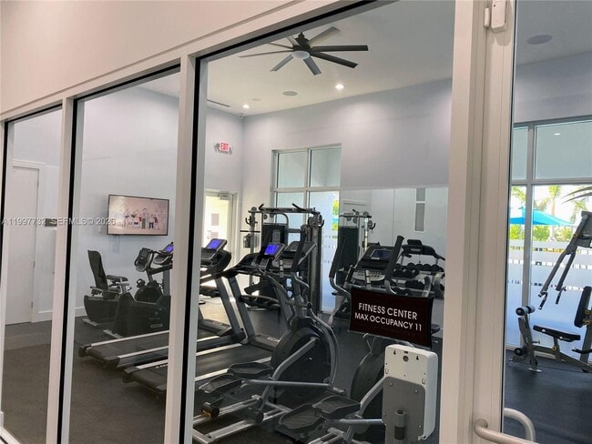 Building Photo - 1845 SE 27th Rd