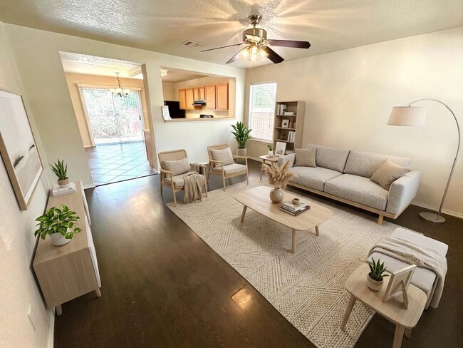 Building Photo - *MOVE IN SPECIAL* Move-In Ready | Washer & Dryer Included + Google Fiber Located Near UTSA!