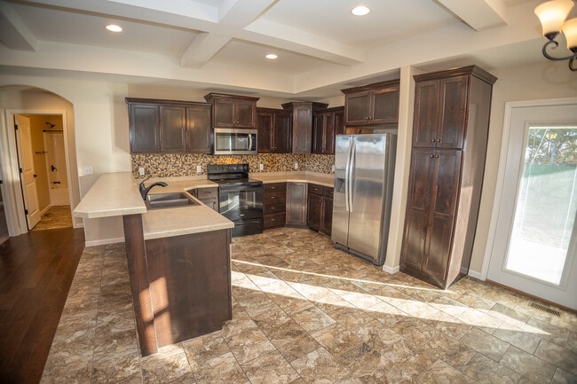 Building Photo - 4055 Westminister Dr