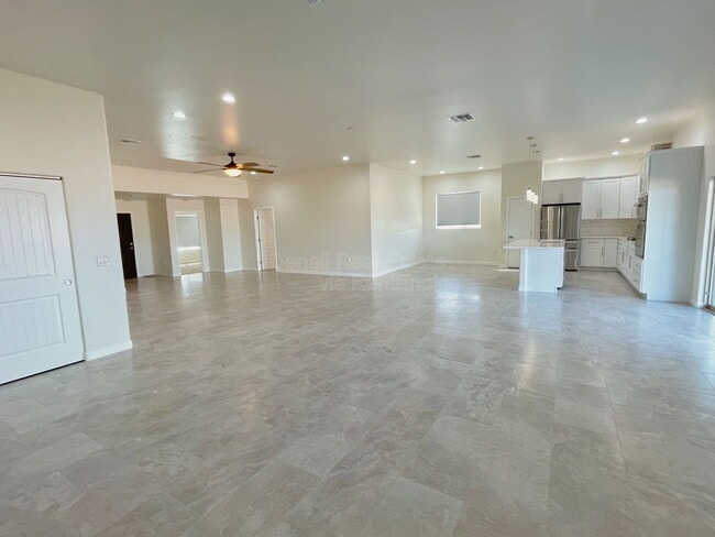 Building Photo - 14431 Wood Canyon Pl