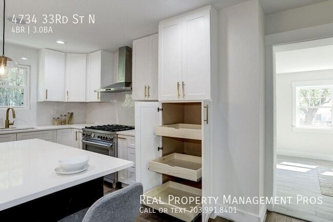 Building Photo - 4734 33rd St N