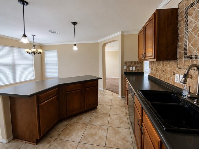 Building Photo - 525 Eagles Nest Cove