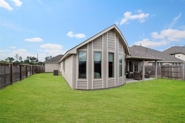 Building Photo - 3306 Old Ironwood Dr