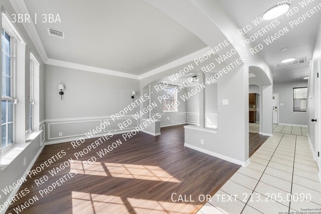 Building Photo - 1524 Juniper Ln