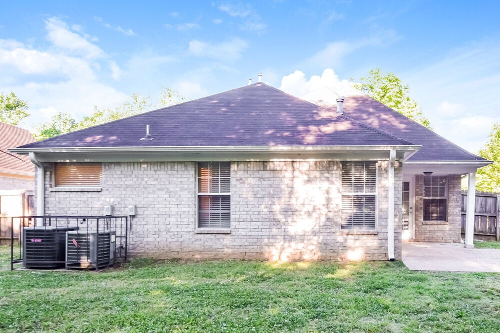 Building Photo - 5604 Corvin Ln