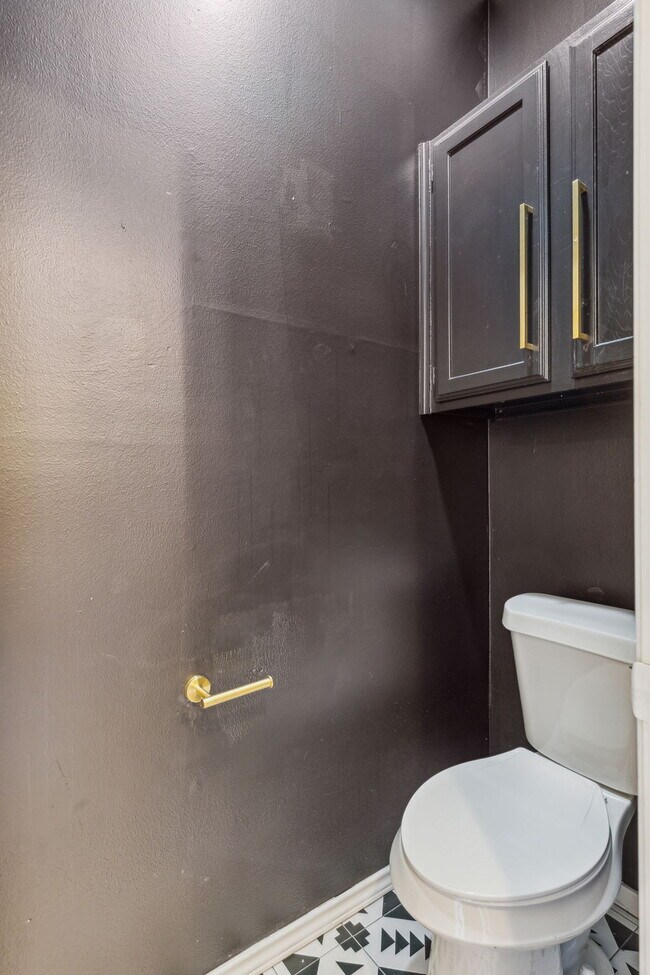 Building Photo - 4111 Herschel Ave